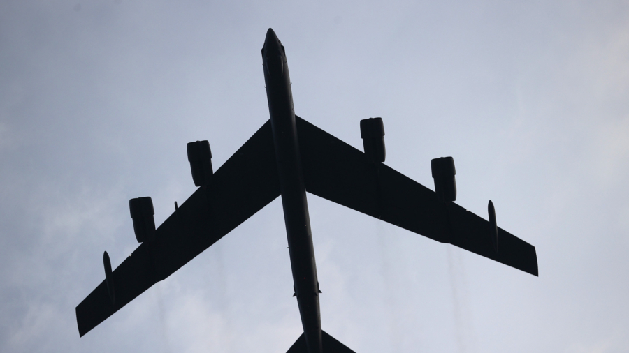 US Navy, B-52 In South China Sea Drills