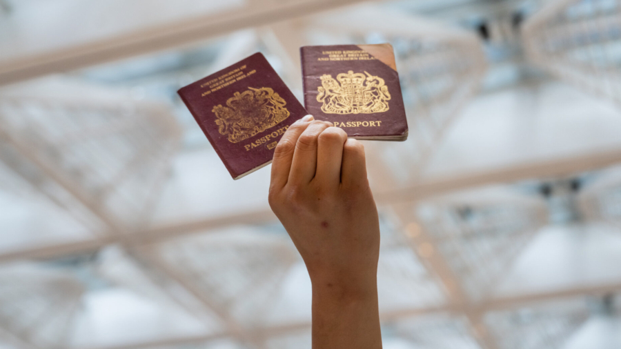 UK Stands Firm on Visa for Hong Kong Residents