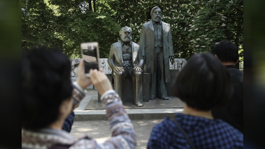 Marx Statue in Berlin: To Stay or to Go