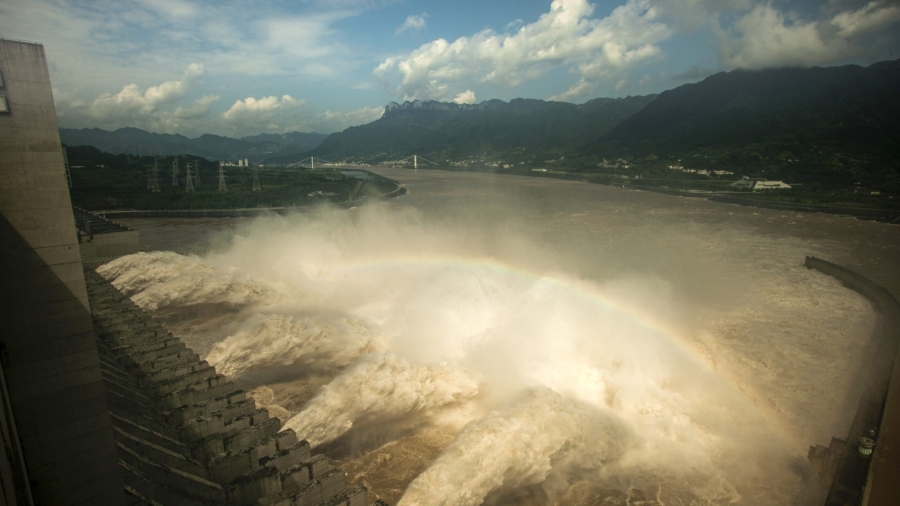 'Three Gorges Dam' Causes Concern, Chinese Expert Claims Atomic Bomb Couldn't Destroy Dam