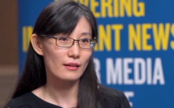 China Arrests Mother of Dissident Virologist