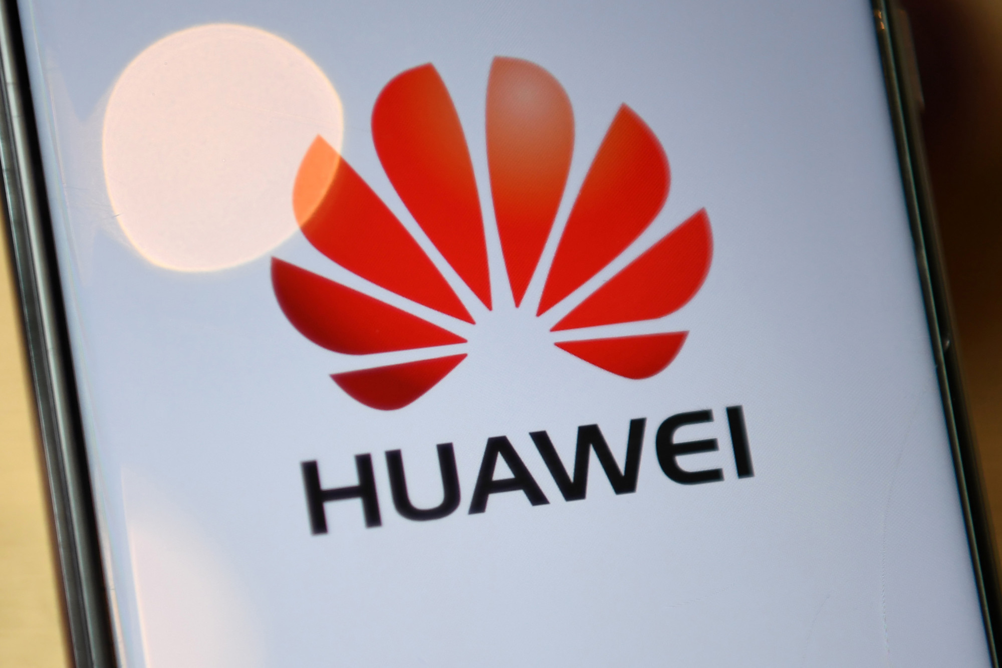 Former German Spy Chief Issues Warning on Huawei
