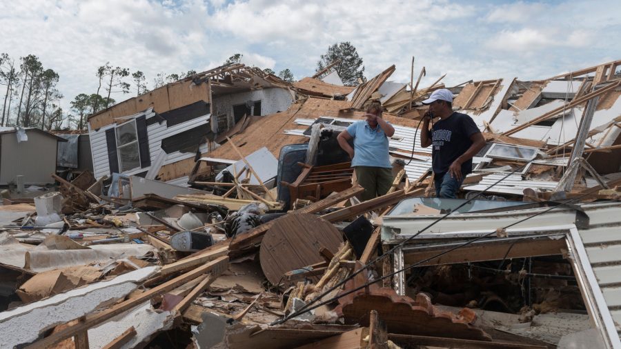 Trump to Head to Louisiana as Hurricane Laura Cleanup Starts