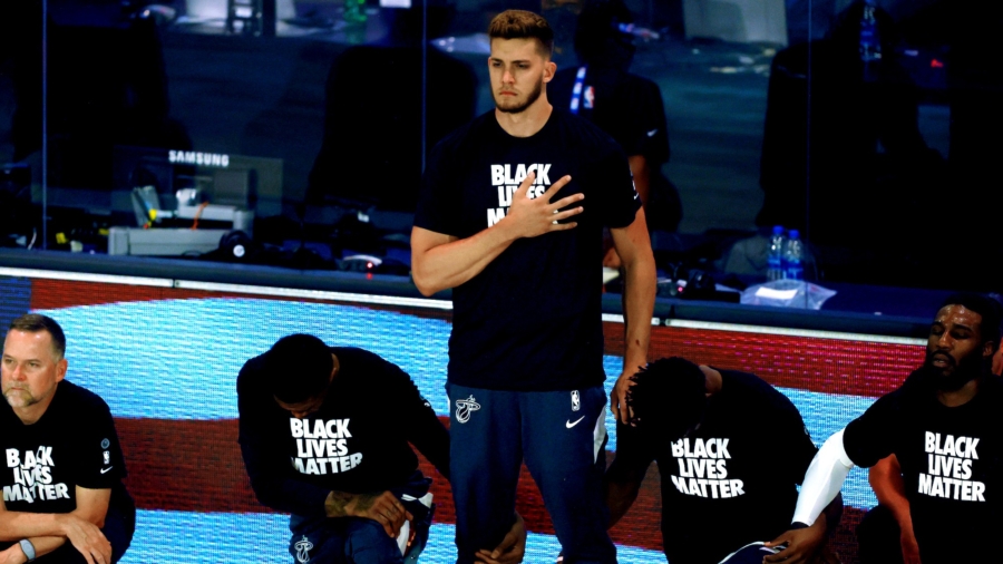 Miami Heat’s Meyers Leonard Stands for Anthem, Explains Why
