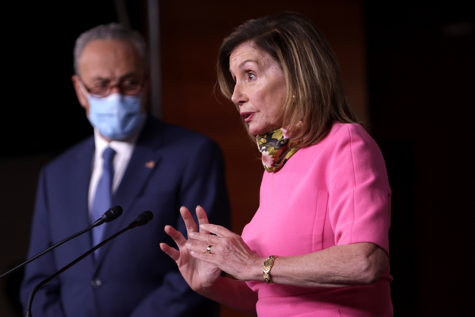 House Speaker Nancy Pelosi (D-Calif.) and Senate Minority Leader Chuck Schumer (D-N.Y.) participate in a news conference on Capitol Hill in Washington on Aug. 7, 2020. (Alex Wong/Getty Images)