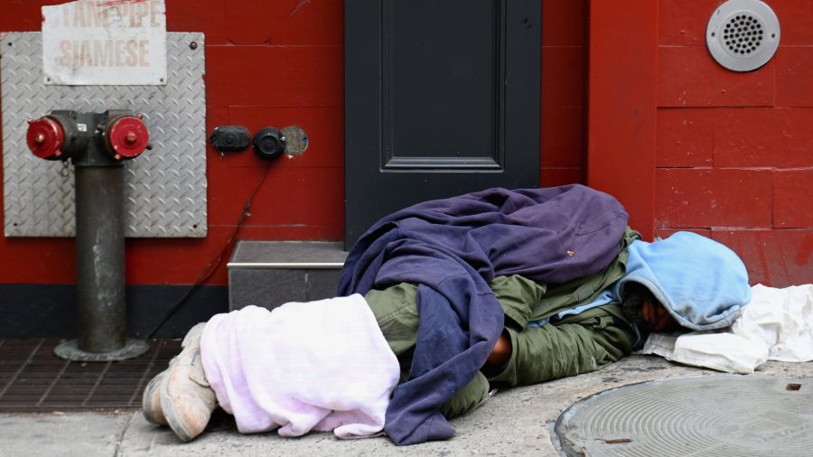 Thousands Petition to Relocate New York Homeless
