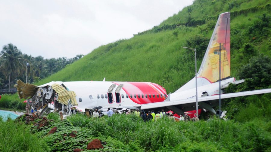 Survivors of Deadly India Crash Say Plane Swayed Violently