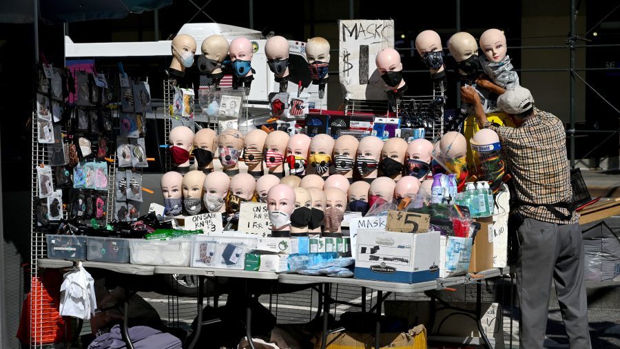 Street Vendors Rally To Lift Permit Cap