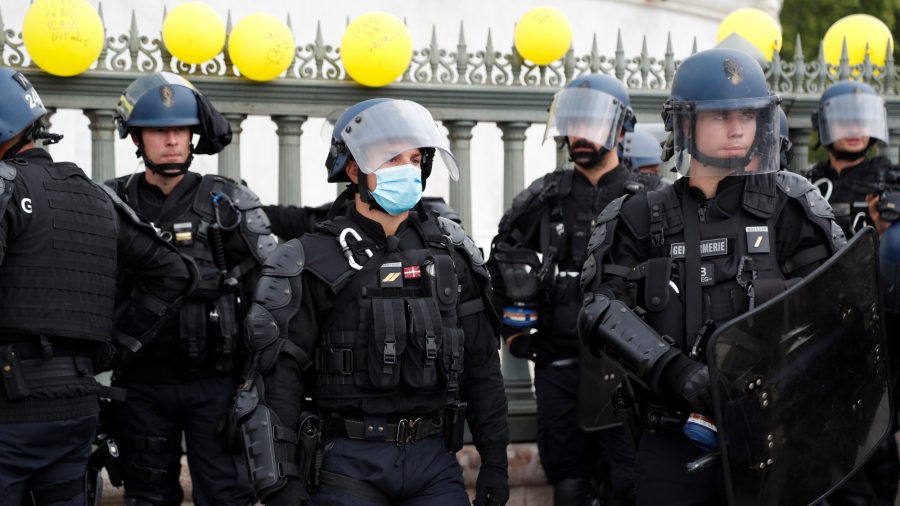 French Government Deploys Riot Police to Enforce Mask Requirements