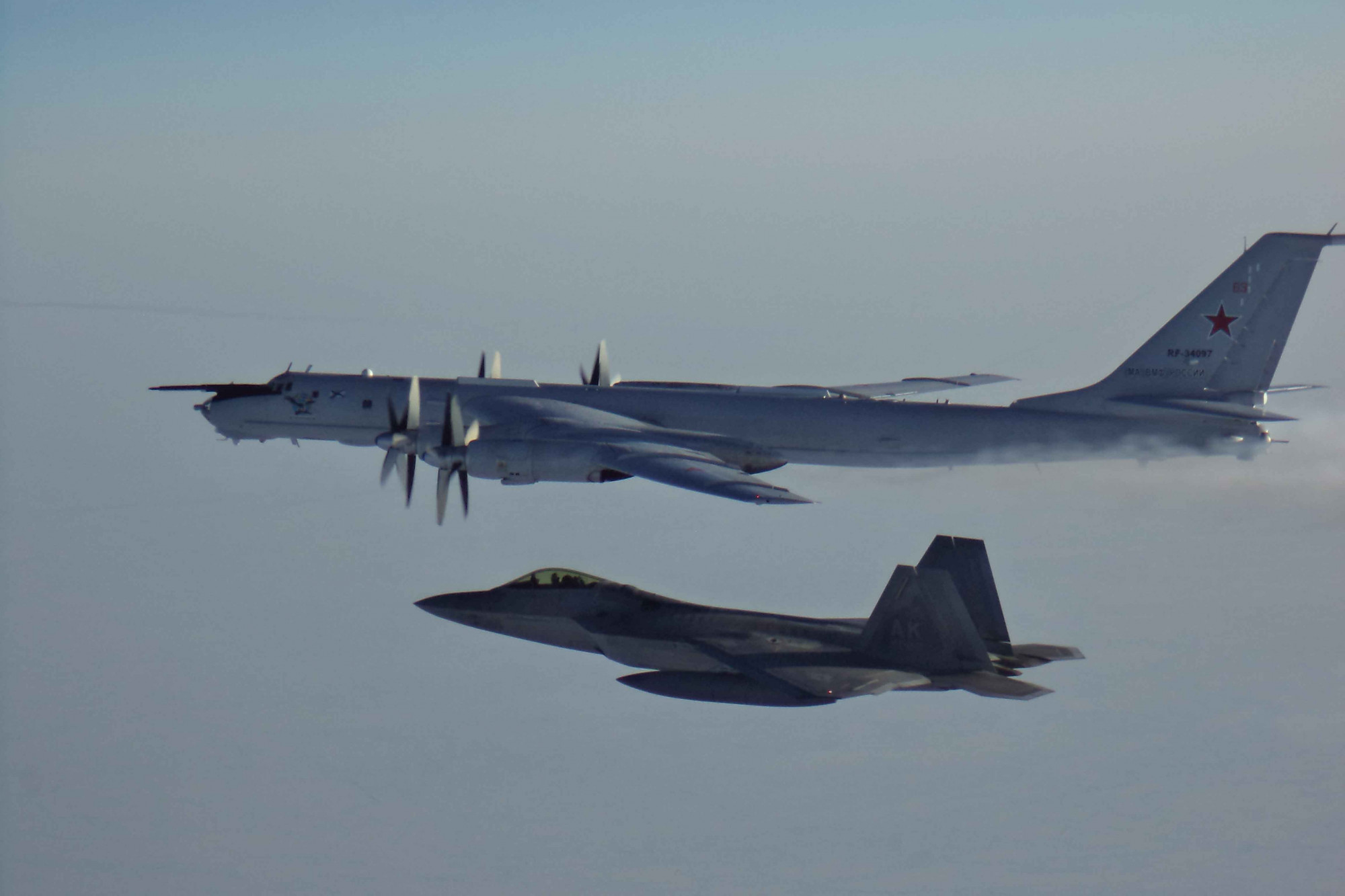 US Intercepts 6 Russian Warplanes Near Alaska