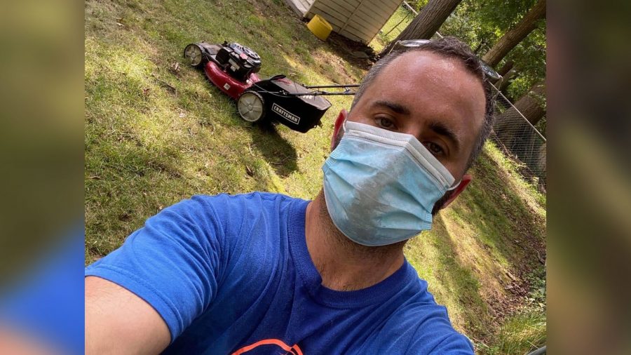 New Jersey Man Laid Off Over Pandemic Now Mows Lawns for Senior Citizens and Veterans For Free