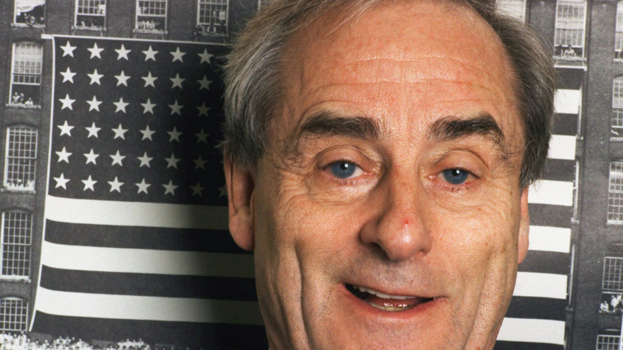 Sir Harold Evans, Crusading Publisher and Author, Dies at 92