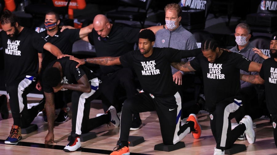 NBA Players Kneel During National Anthem on Anniversary of September 11 Attacks