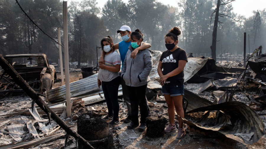 ‘Evacuate Now:’ Wildfires Grow in Oregon as 500,000 Flee