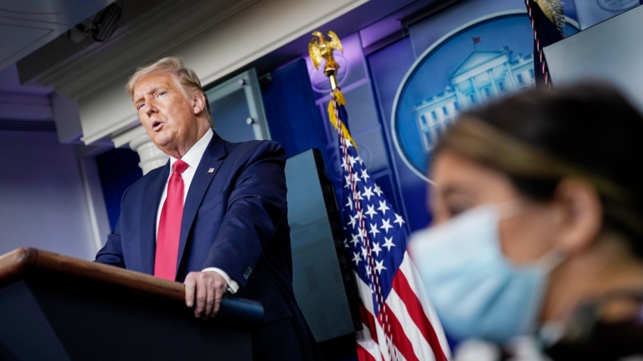 Trump Gives Virus Update on Jobs, Schools