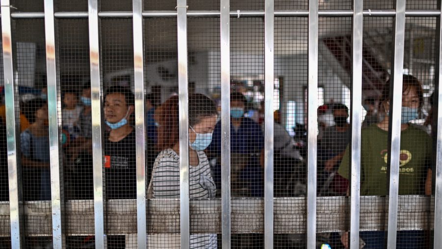 Wuhan Resident Suspects Virus Resurgence