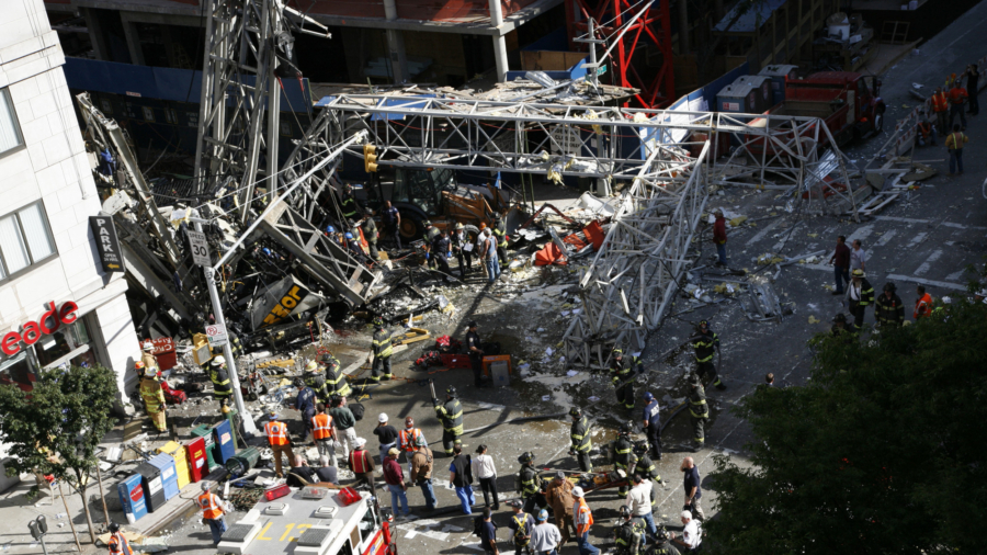 22 Injured After Cranes Collide in Austin, Texas, Official Says