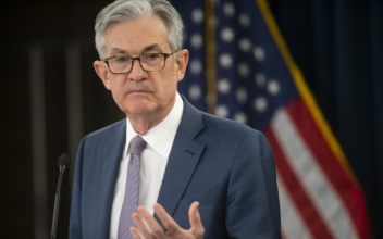 Expert: Weak Economy Relying on Fed Stimulus