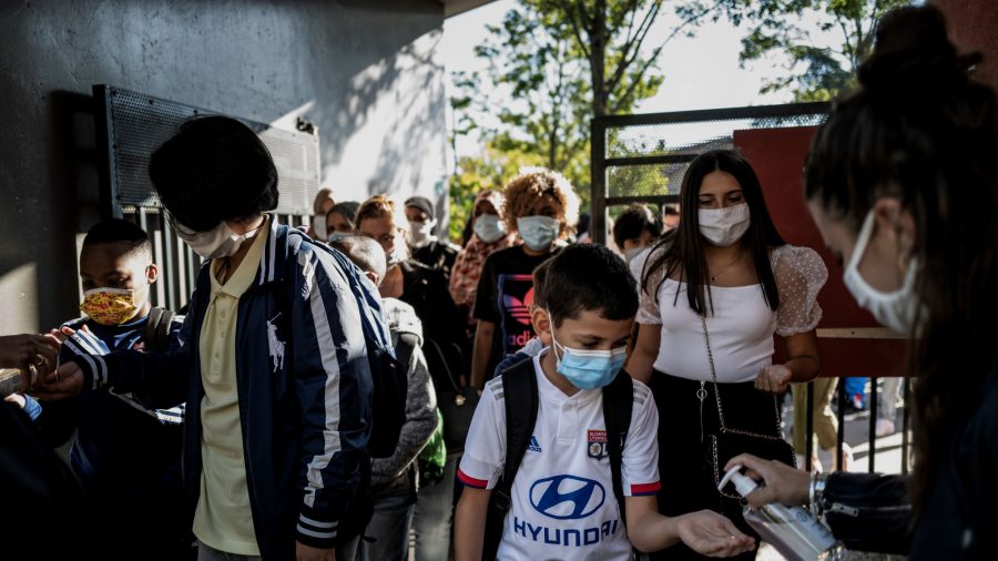Students, Parents Face Challenges as Schools Reopen in France
