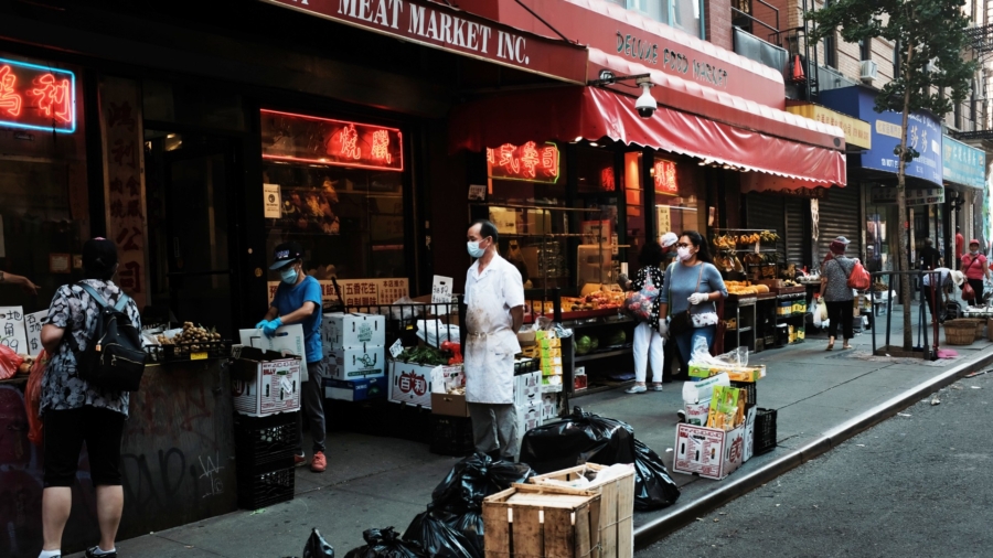 New York City Street Vendors Demand More Permits