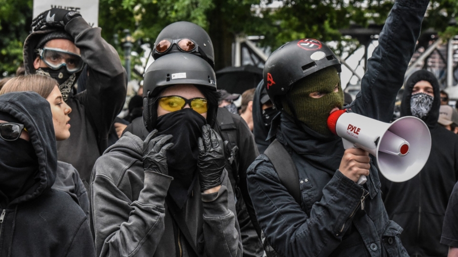 Antifa a Dangerous Organization With Similar Structure to an Islamic Terror Cell: Police Spokesperson