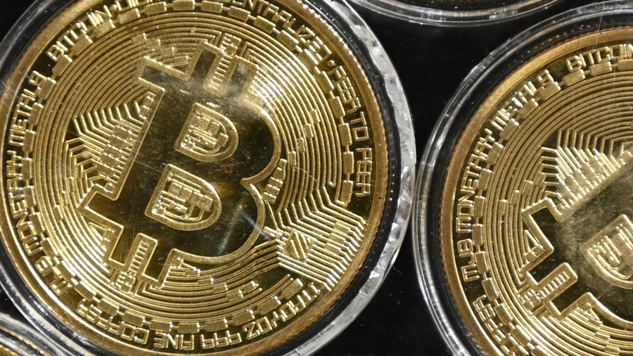 Bitcoin Plummets as Doubts Grow Over Sky-High Valuation