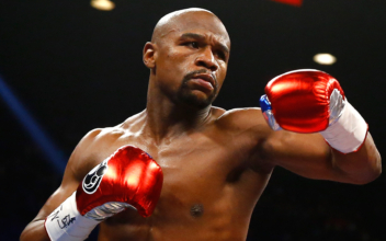 Floyd Mayweather Jr. Says He’s ‘100 Percent Sure’ He Will Never Box Professionally Again