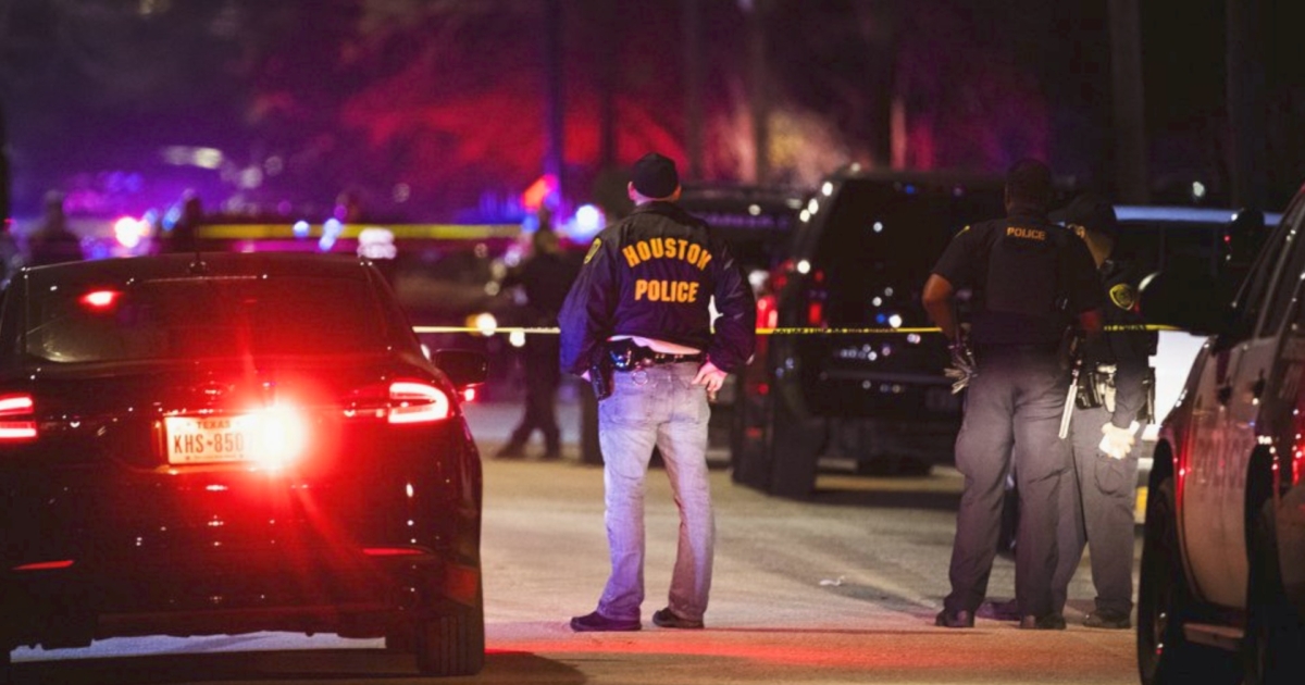 Shooting in Houston Leaves 3 Dead, 1 Critically Injured NTD