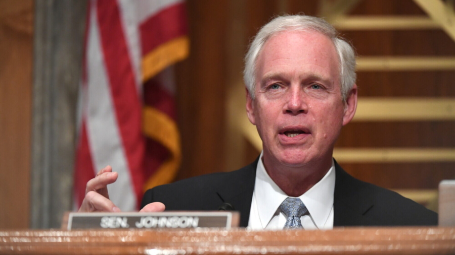 Sen. Johnson Suggests Bobulinski Emails Are Authentic, May Release to Public