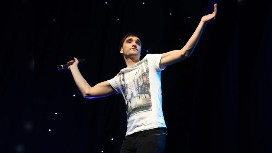 The Wanted Singer Tom Parker Reveals He Has Inoperable Brain Tumor