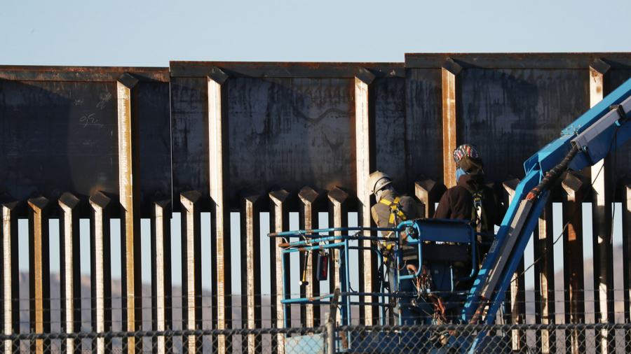 Appeals Court Blocks More Construction of US-Mexico Border Wall