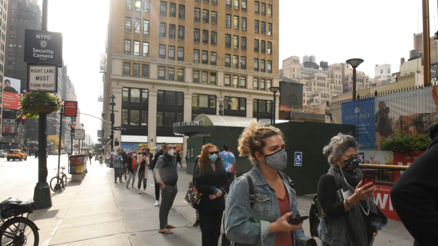 Enthusiasm in New York for Early Voting