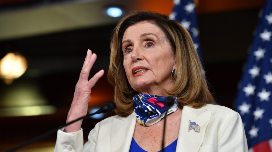 Pelosi: Democrats, White House Moving Closer to Stimulus Deal