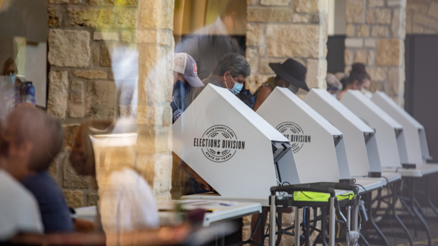 Texas Election Law Takes Effect in Early Voting