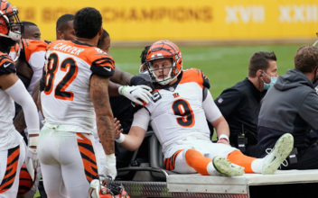 ‘See Ya Next Year,’ Tweets Cincinnati Bengals’ Joe Burrow After Suffering Knee Injury