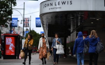 John Lewis to Recruit 7,000 Temporary Workers for Christmas
