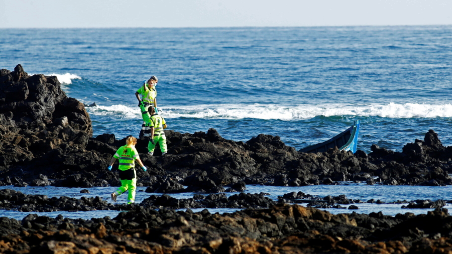 Eight Dead as Migrant Boat Capsizes Off Canary Islands, More Missing