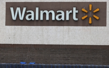 Walmart Abandons Shelf-Scanning Robots, Lets Humans Do Work