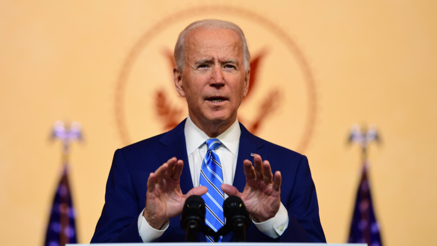 Biden Says He’s Grateful for Frontline Workers, Scientists on Thanksgiving