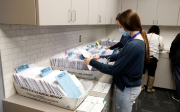 10,000 Dead People Returned Mail-in Ballots in Michigan, Analysis Shows