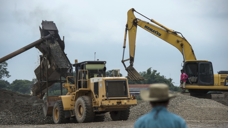 Taiwan Taking Firmer Stance on Chinese Sand Dredgers