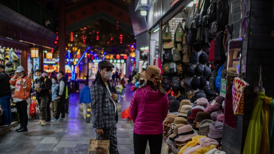Authorities Remove Vendor Kiosks Without Warning in Qiqihar, China