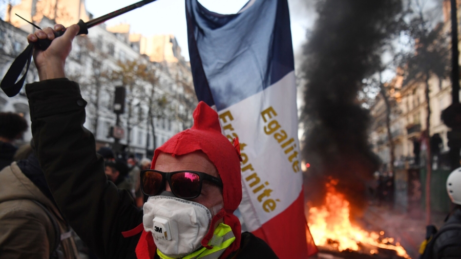 UK, Europe News Brief (Nov. 30)