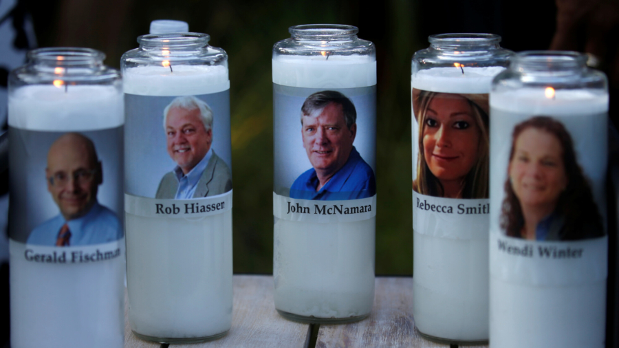 Trump Signs Bill Authorizing Memorial for Fallen Journalists