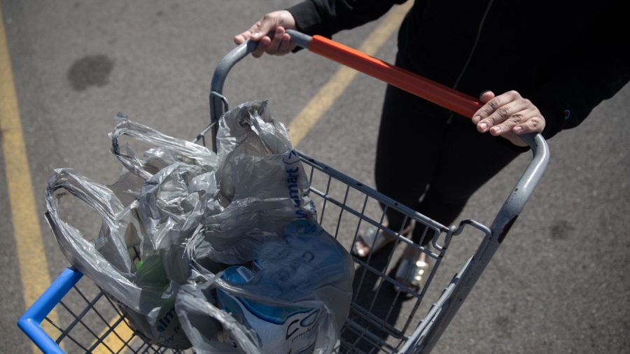 A High School in Texas Opened a Grocery Store for Struggling Families Where Good Deeds Are Accepted As Payment