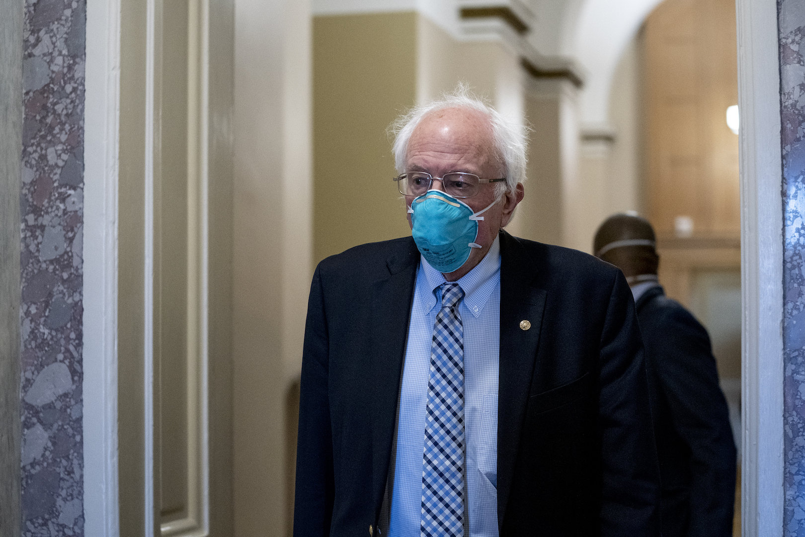 Sanders to Delay Defense Veto Override Unless Senate Votes on $2,000 Stimulus Checks
