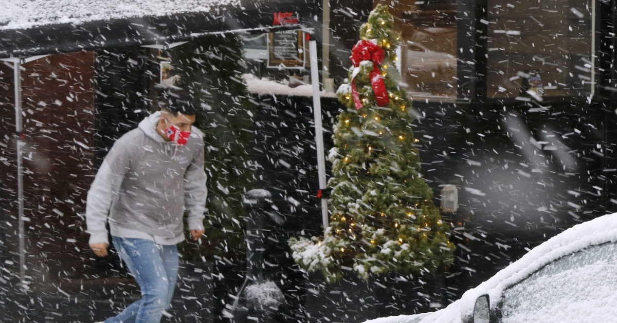 Lights Go Out, Roads Dicey As Wintry Storm Batters Northeast | NTD