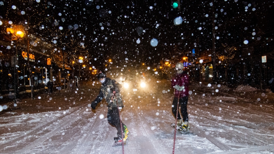 Part of US Enjoy White Christmas