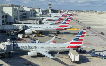 American, Southwest Airlines See Many Cancellations