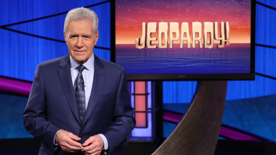 Trebek Urges Support for COVID-19 Victims in One of His Last Shows